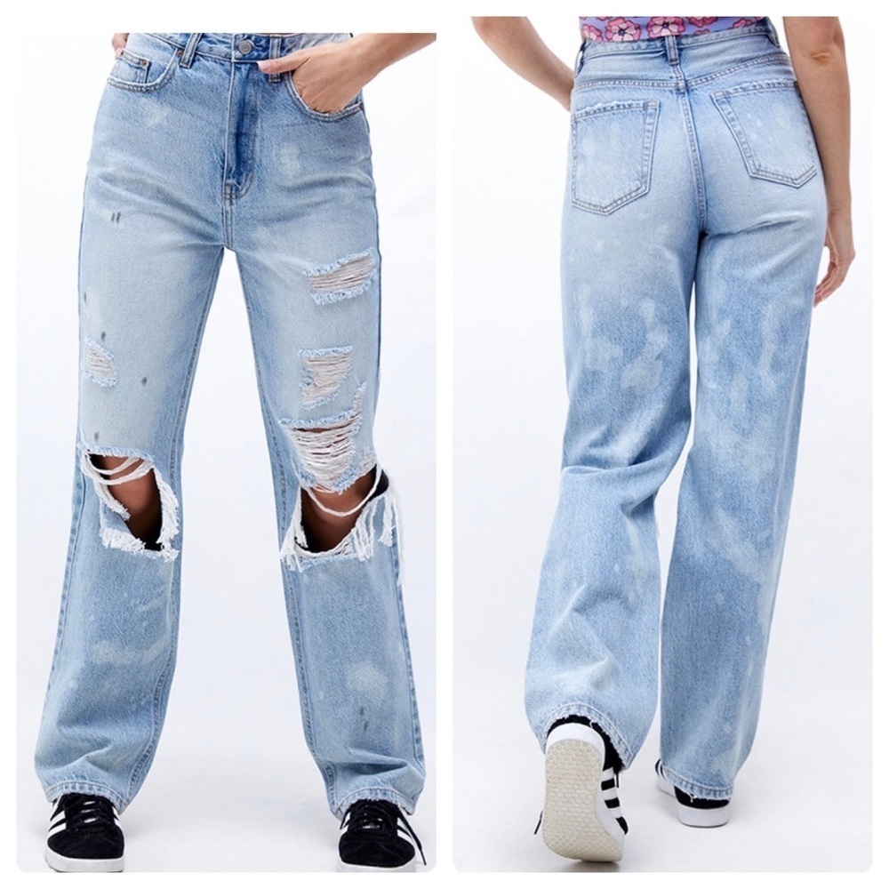 Pacsun Distressed 90’s Boyfriend Jeans- NWT
